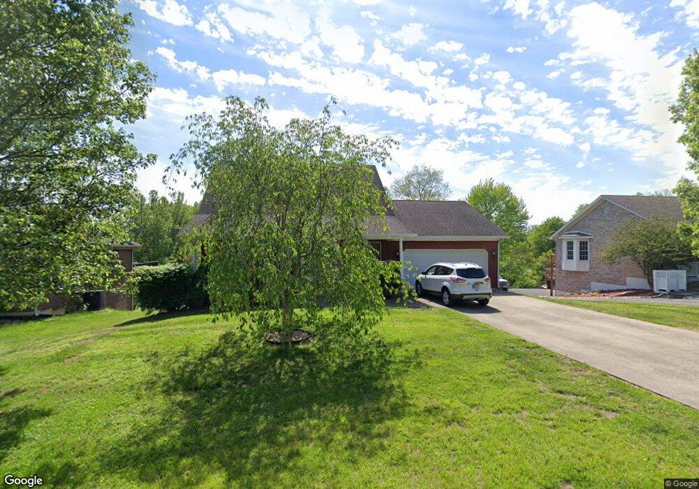 559 Ridgemont Dr, Corydon, IN 47112 - photo 1