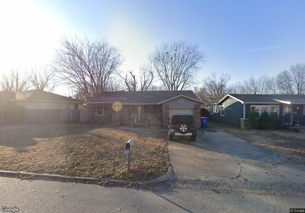 1634 S Cedar Ave, Broken Arrow, OK 74012 - photo 1