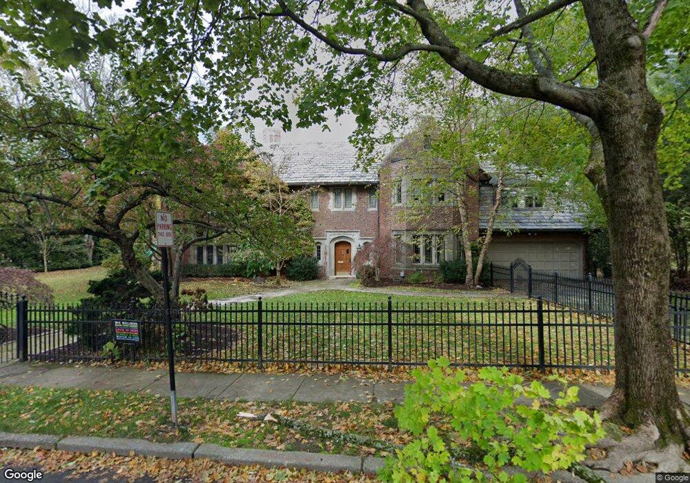 96 Monadnock Rd, Chestnut Hill, MA 02467 - photo 1