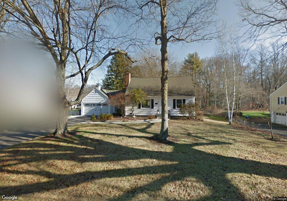 562 Booth Hill Rd, Trumbull, CT 06611 - photo 1