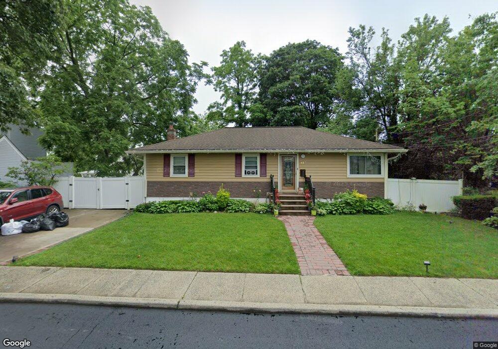 427 Scaneateles Ave, West Hempstead, NY 11552 - photo 1