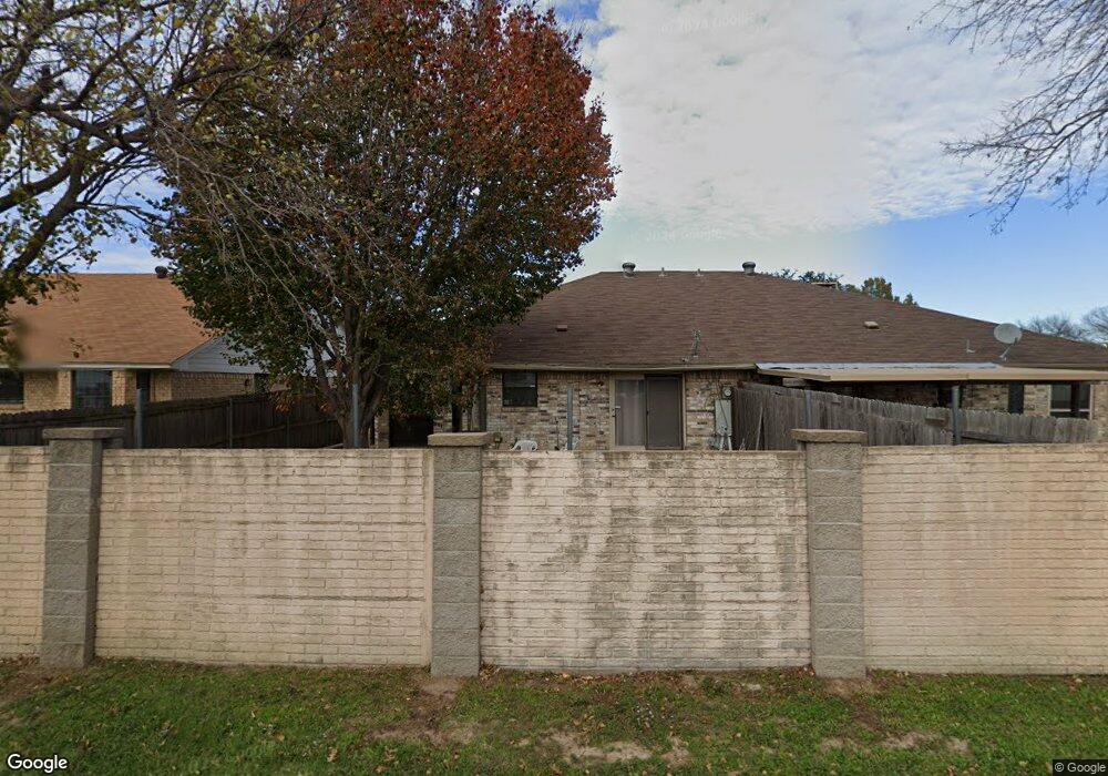 103 Mountain View Dr, Bedford, TX 76021 - photo 1