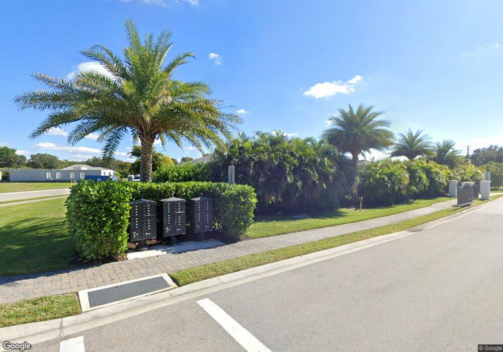 8024 Clearwater Ct, Sarasota, FL 34241 - photo 1