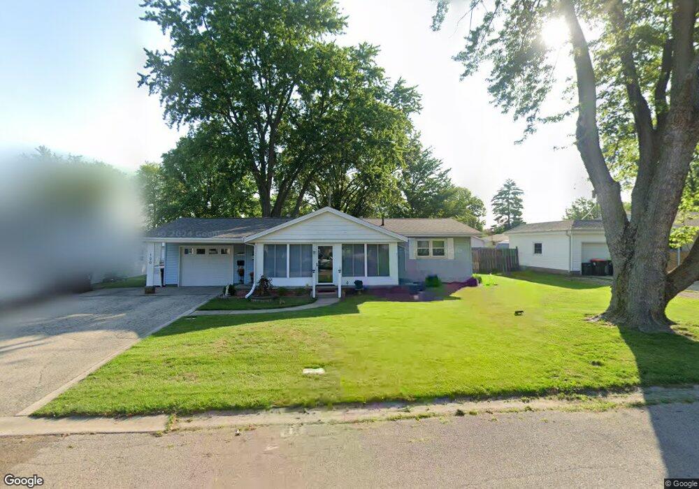 120 Bond St, Lincoln, IL 62656 - photo 1