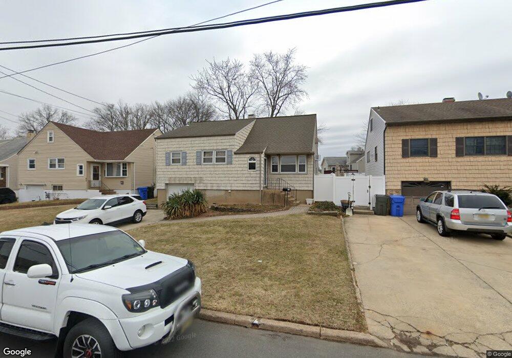 61 Snyder Rd, Fords, NJ 08863 - photo 1