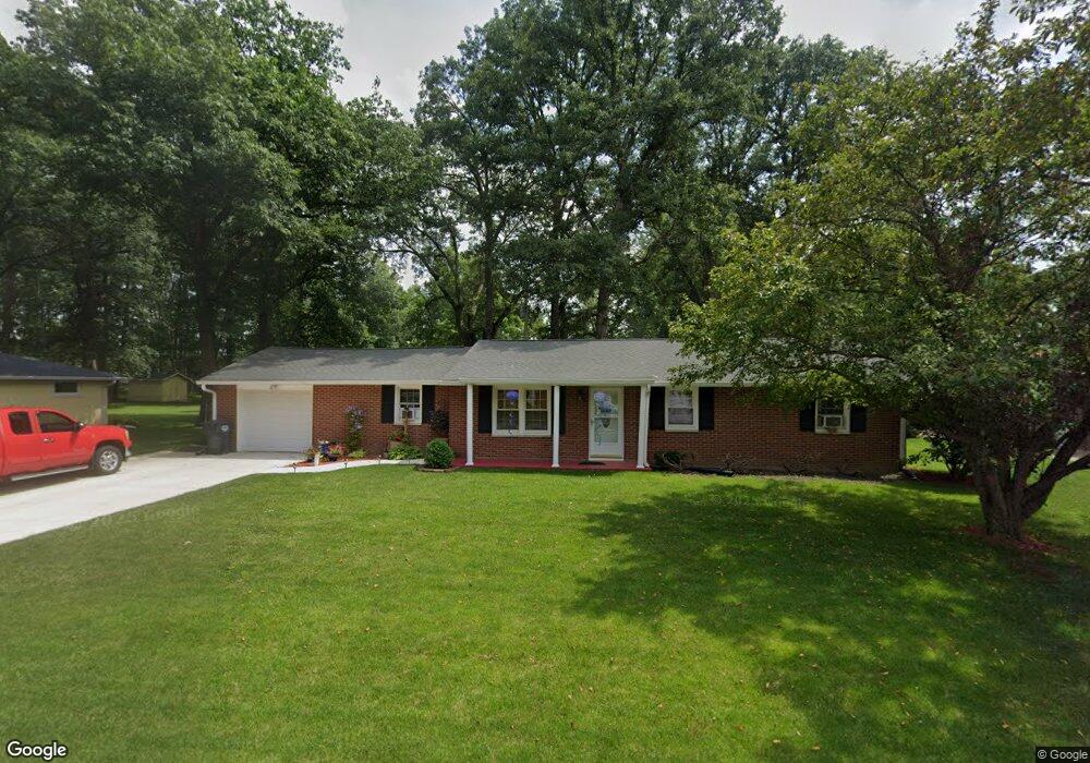 205 Willow Ln, Anderson, IN 46012 - photo 1