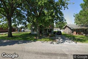 409 E Broad St, Raymond, IL 62560