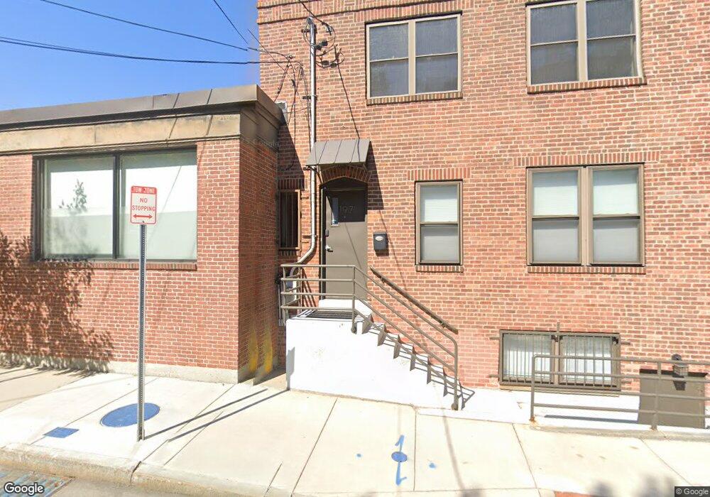 197 Sidney St unit 4, Cambridge, MA 02139 - photo 1