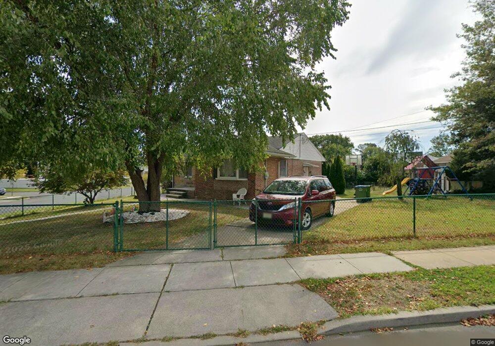 33 Stevens Rd, Edison, NJ 08817 - photo 1