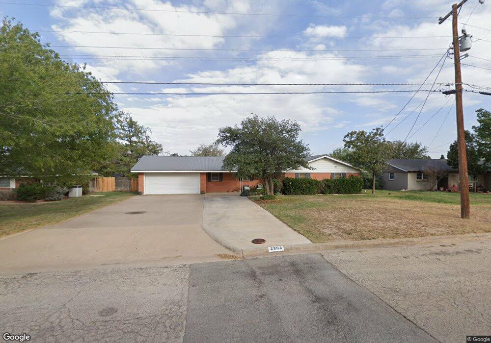 2303 Cindy Ln, Big Spring, TX 79720 - photo 1