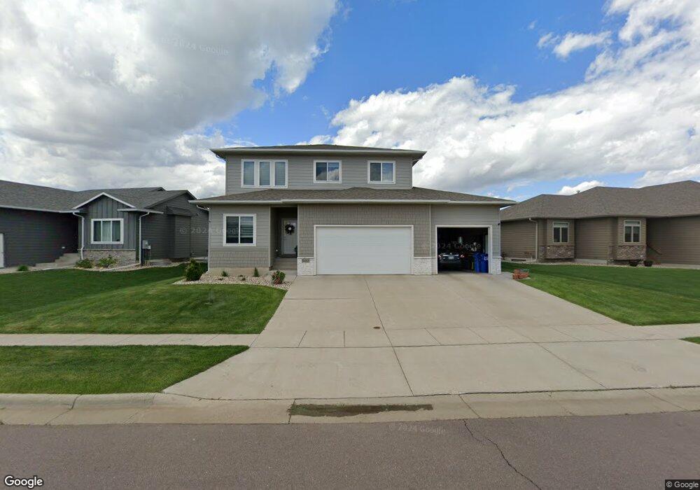 5433 S Woodsedge Trail, Sioux Falls, SD 57108 - photo 1