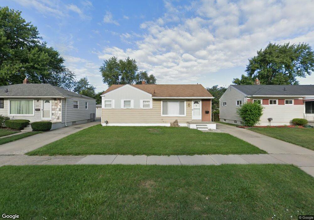 26091 Compson St, Roseville, MI 48066 - photo 1