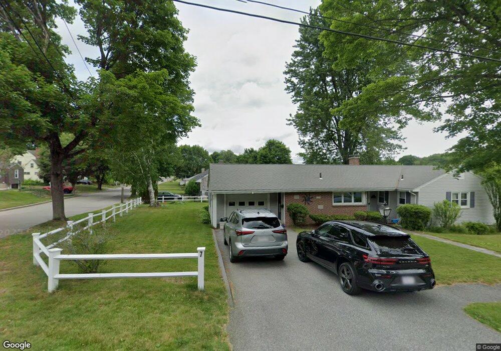 5 Hillsboro Rd, Worcester, MA 01605 - photo 1