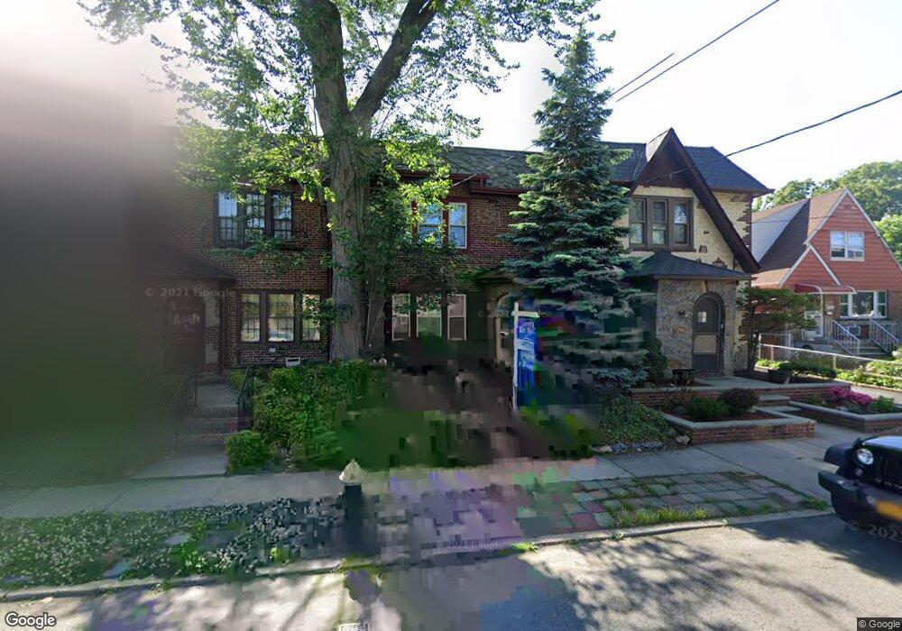 2918 166th St, Flushing, NY 11358 - photo 1