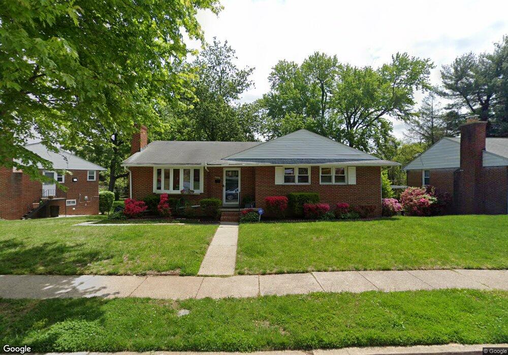 6801 Collinsdale Rd, Parkville, MD 21234 - photo 1