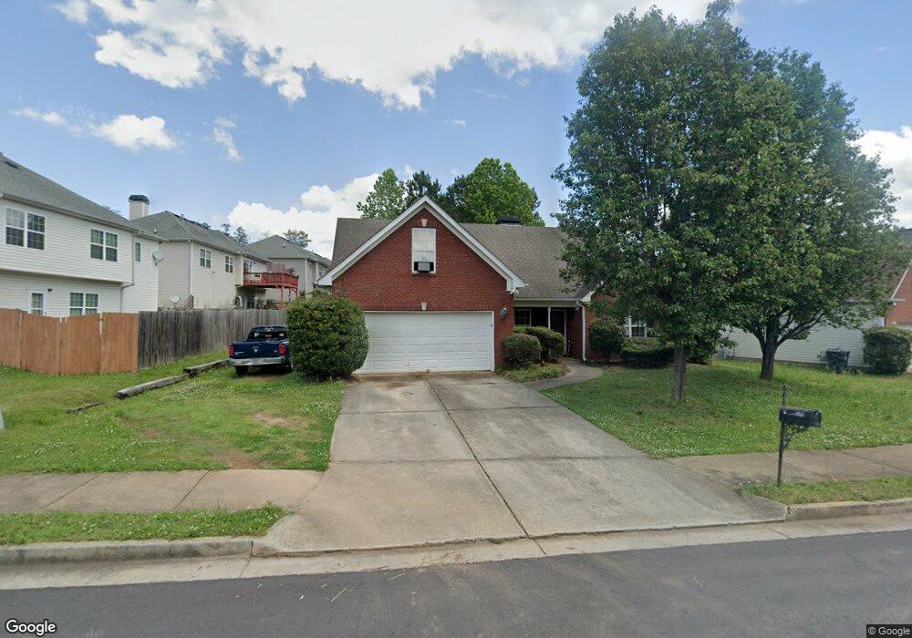 1548 Queen Elizabeth Dr, Locust Grove, GA 30248 - photo 1