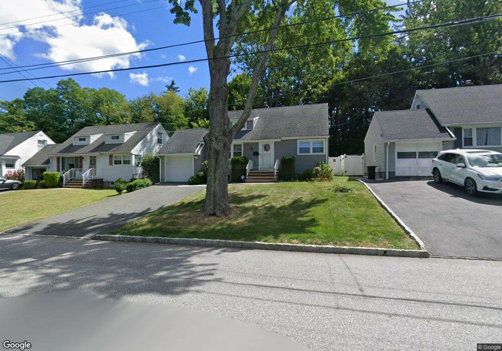 9 Deerfield Dr, West Orange, NJ 07052 - photo 1