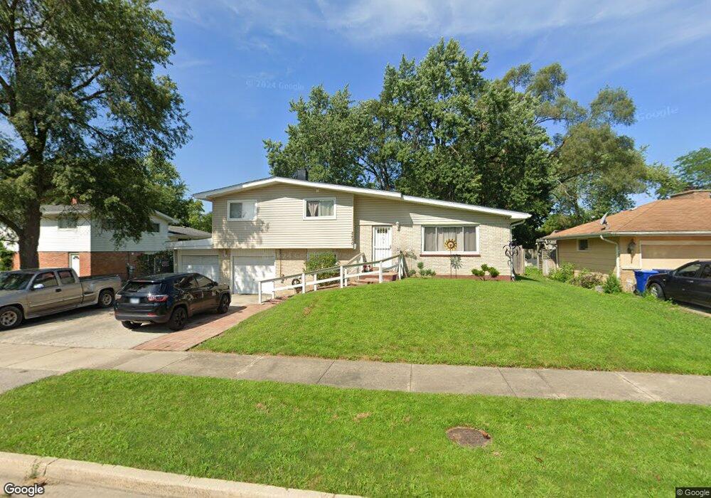 2430 Roberts Ave, Waukegan, IL 60087 - photo 1