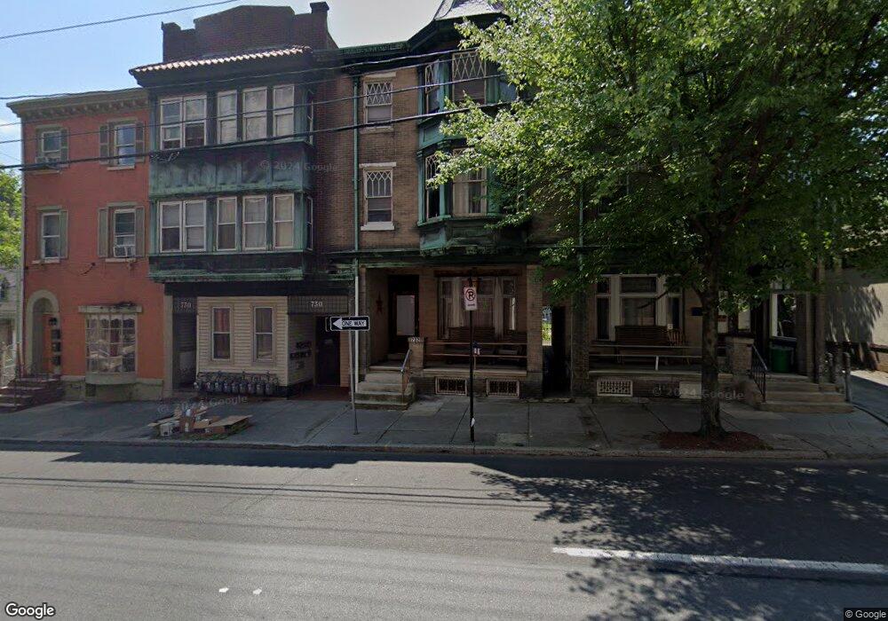 732 W Walnut St, Allentown, PA 18101 - photo 1