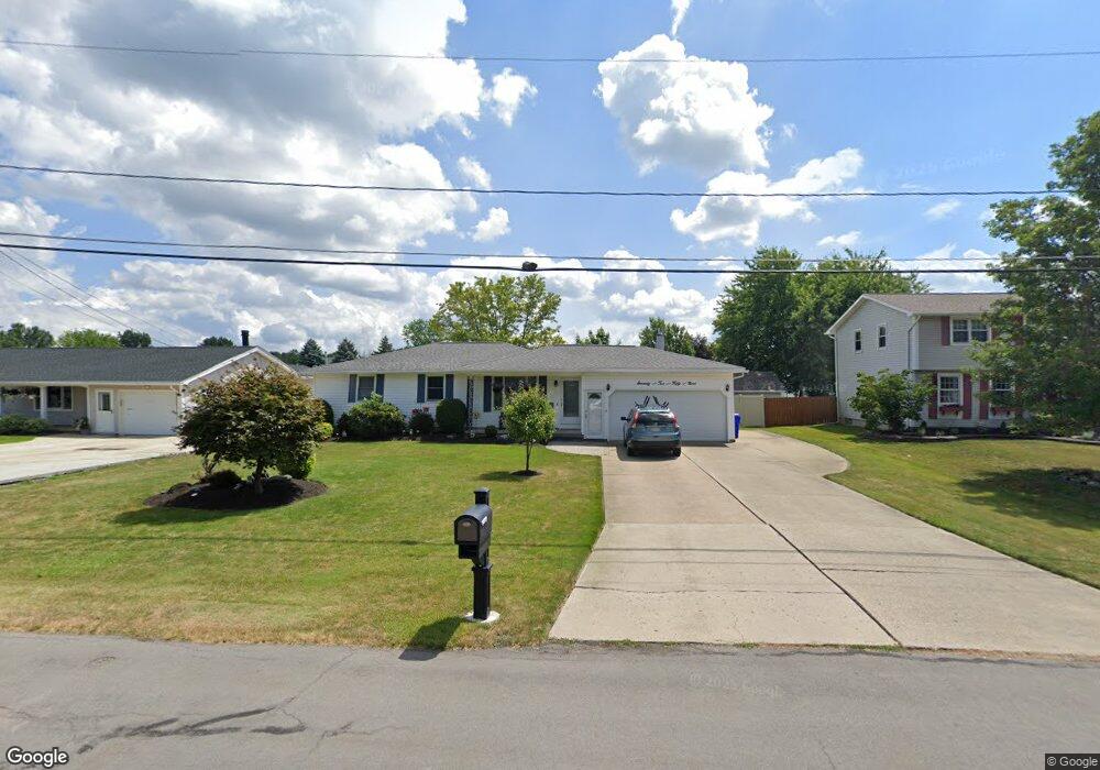 7259 Nickett Dr, North Tonawanda, NY 14120 - photo 1