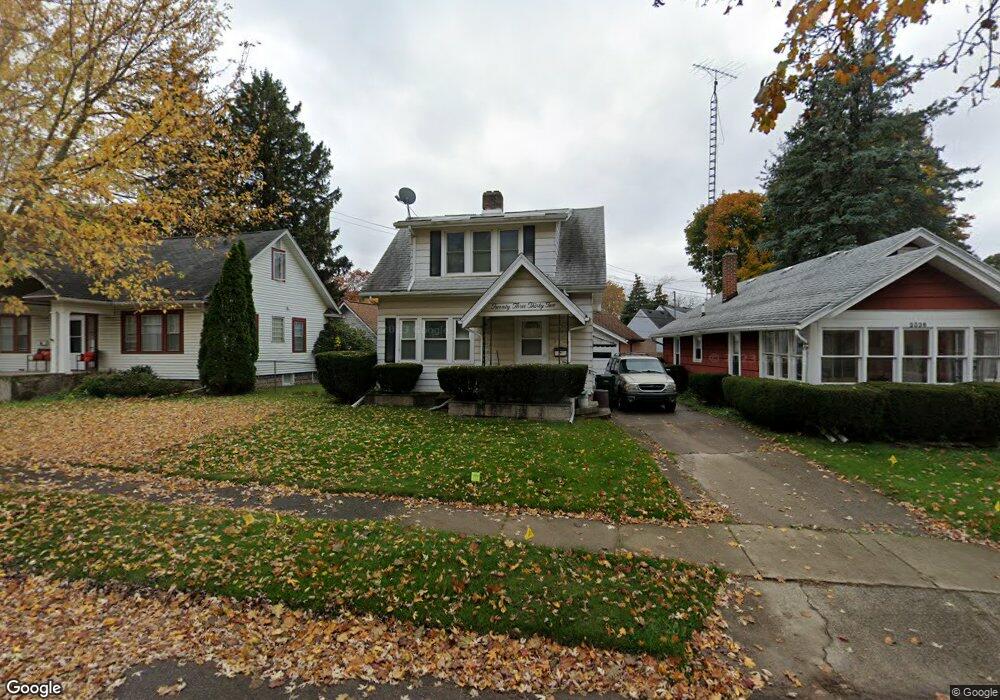 2332 Kensington Rd, Lansing, MI 48910 - photo 1