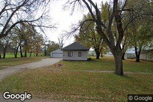 508 S 2nd St, Doon, IA 51235