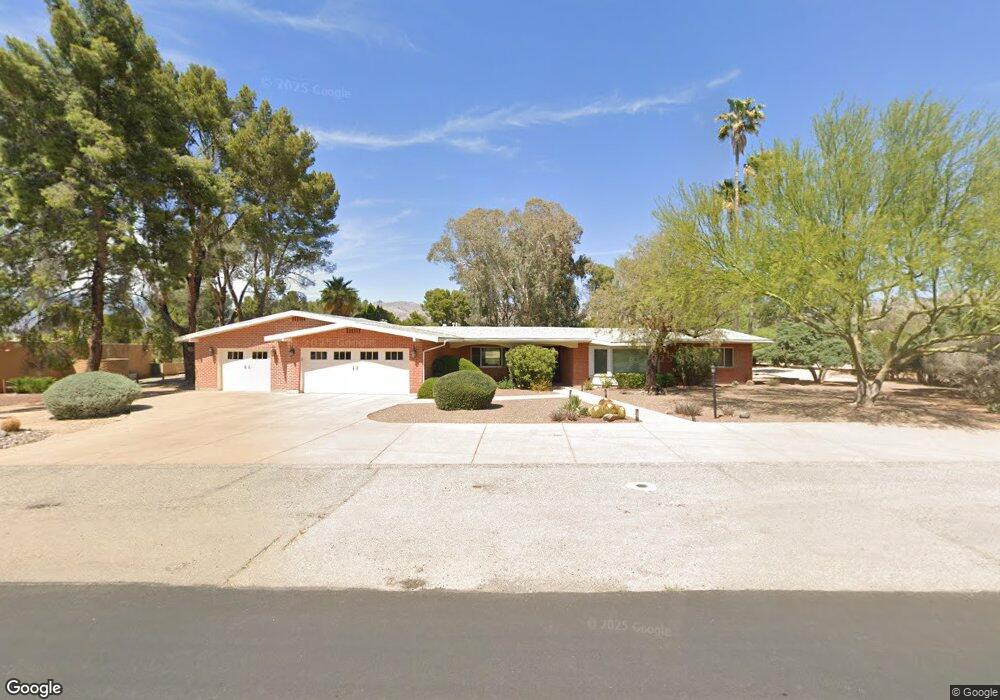 11804 E Wagon Trail Rd, Tucson, AZ 85749 - photo 1