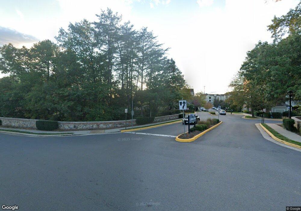 12000 Cameron Pond Dr unit FL4-ID6268A, Reston, VA 20194 - photo 1