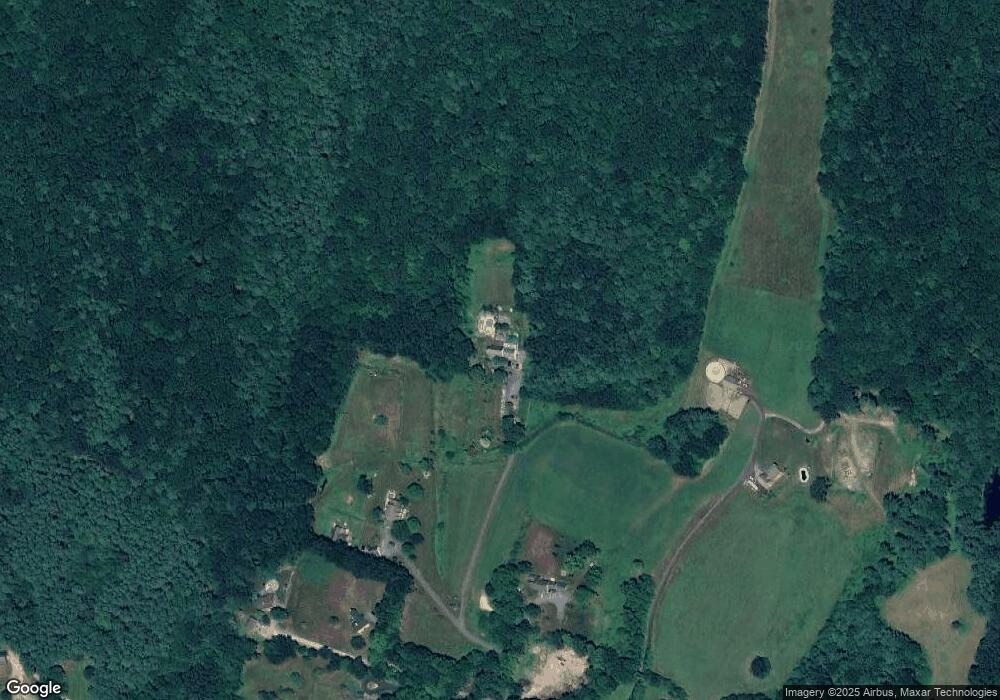 98 Hunting Hill Rd, Lunenburg, MA 01462 - photo 1