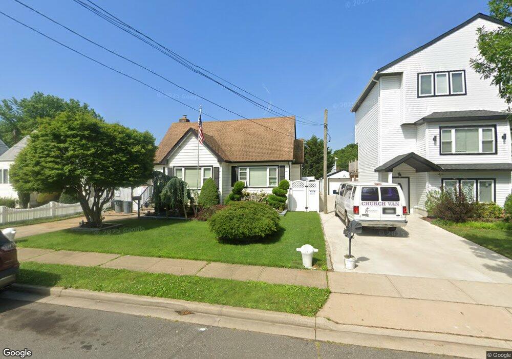 248 Roosevelt Ave, Freeport, NY 11520 - photo 1