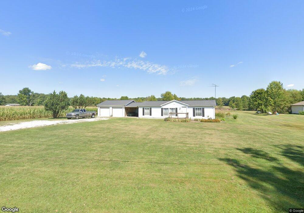 6402 W Deaver Rd, Columbus, IN 47201 - photo 1