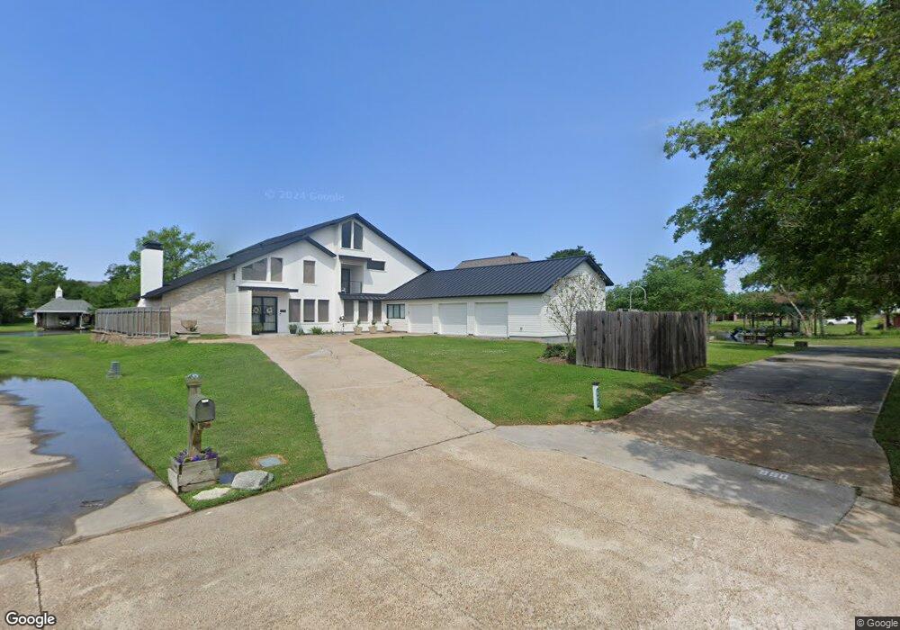 990 Terry Ln, Lake Charles, LA 70605 - photo 1