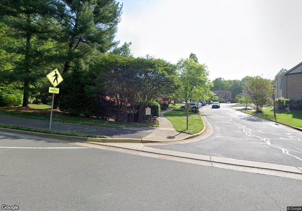 11990 Sentinel Point Ct, Reston, VA 20191 - photo 1