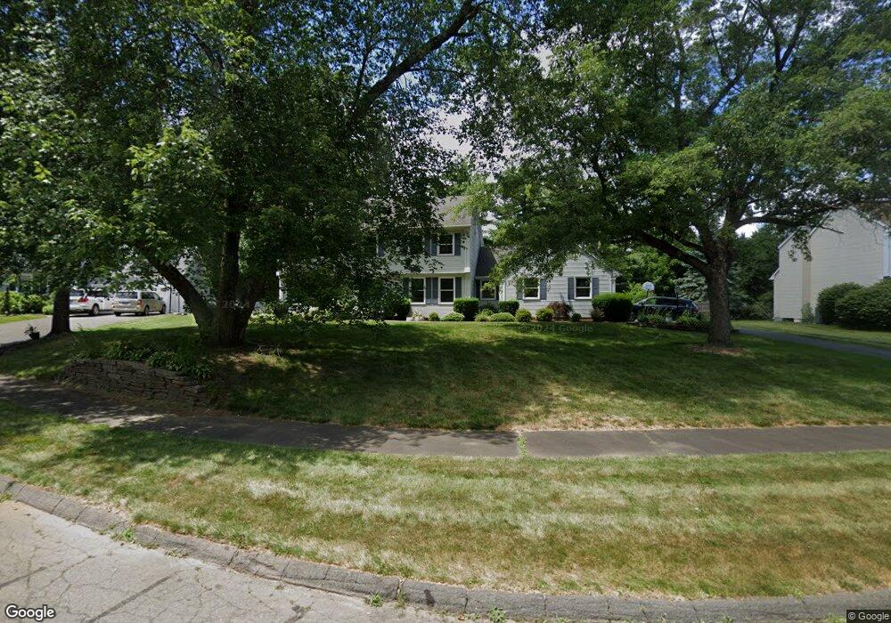 304 Trapper Cir, Windsor, CT 06095 - photo 1