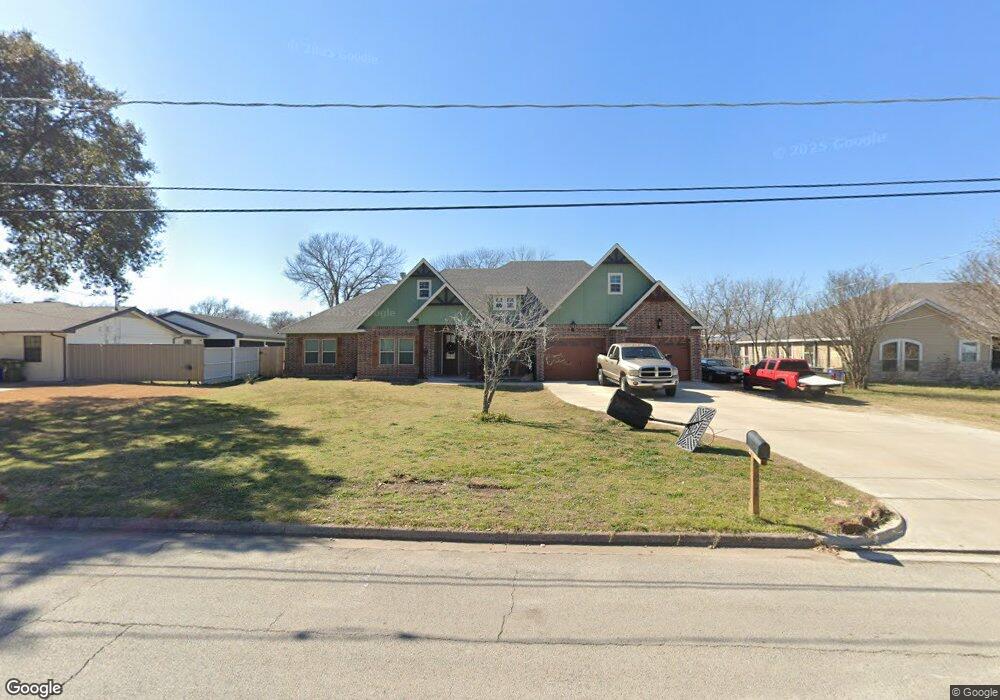627 Easley St, White Settlement, TX 76108 - photo 1
