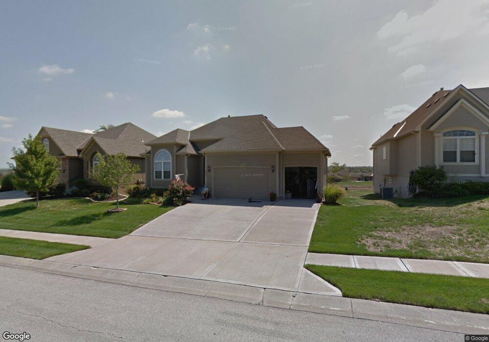 1451 Brompton Ln, Raymore, MO 64083 - photo 1