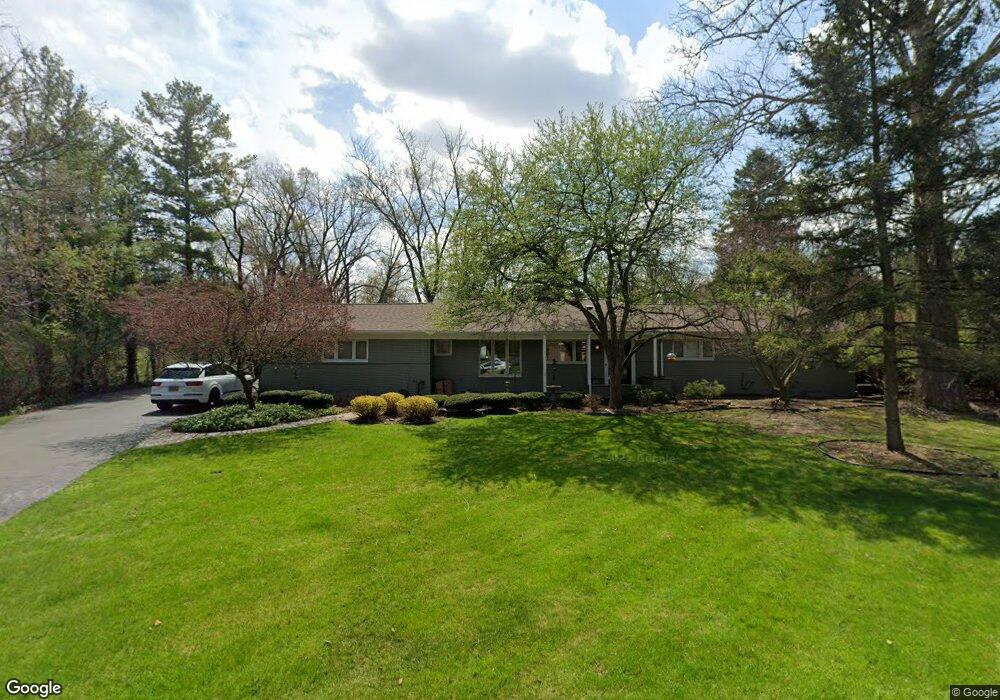 4567 Burnley Dr, Bloomfield Hills, MI 48304 - photo 1