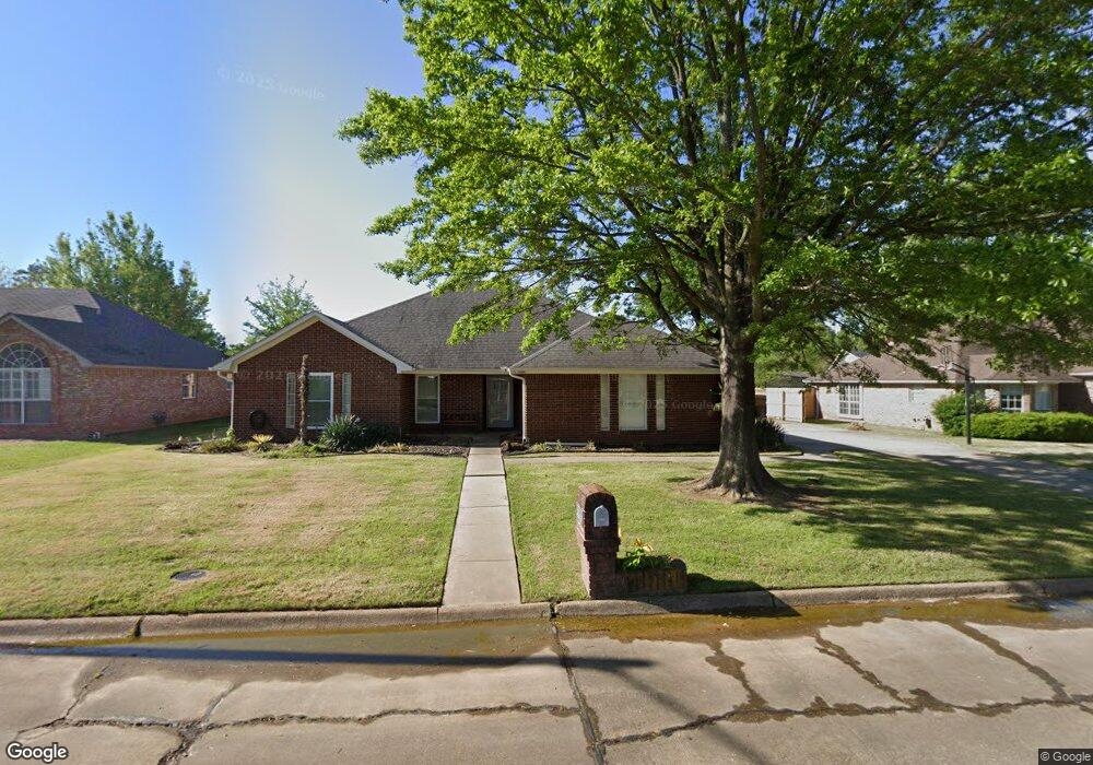 3301 Williamsburg Ln, Texarkana, TX 75503 - photo 1