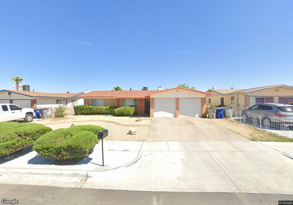 10841 Sam Snead Dr, El Paso, TX 79935 - photo 1