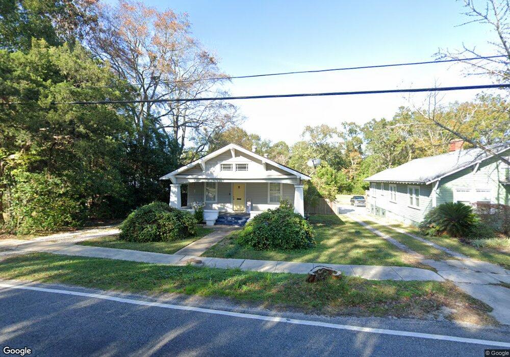2010 Old Shell Rd, Mobile, AL 36607 - photo 1