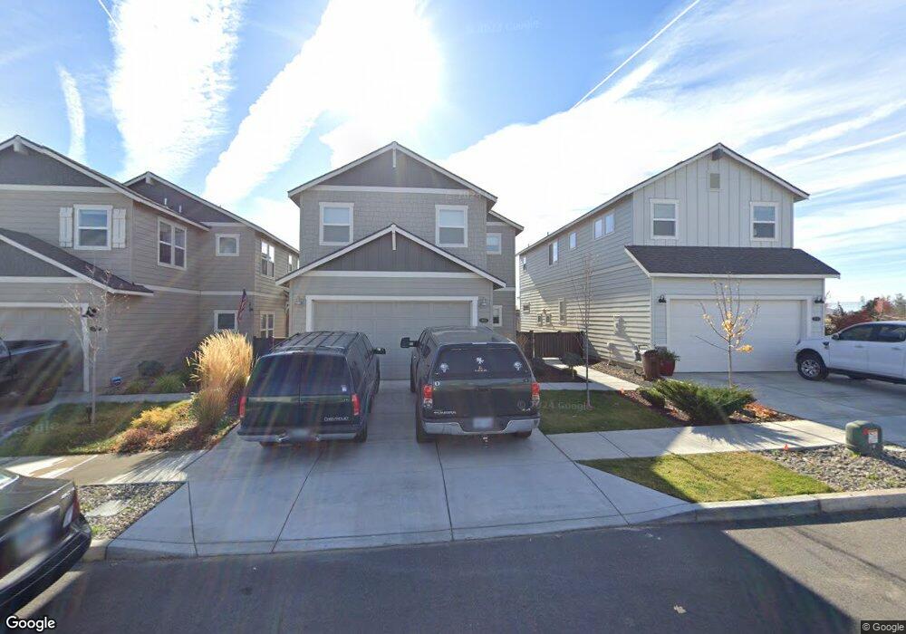 2582 NW Spruce Place, Redmond, OR 97756 - photo 1