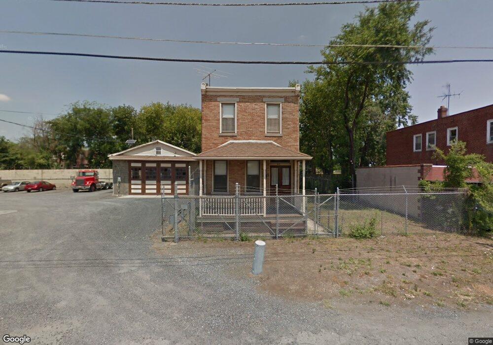 961 Sylvan St, Camden, NJ 08104 - photo 1