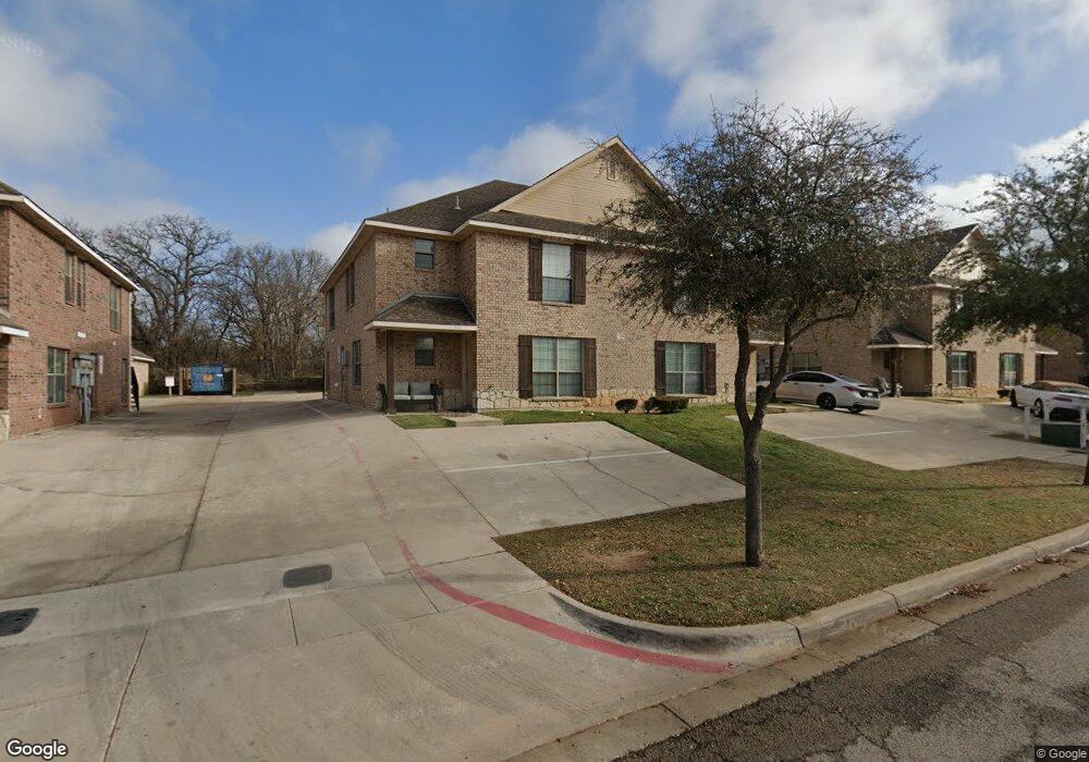 324 Jennifer Ct, Weatherford, TX 76086 - photo 1