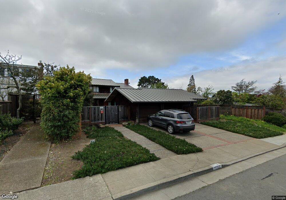 1162 Grizzly Peak Blvd, Berkeley, CA 94708 - photo 1