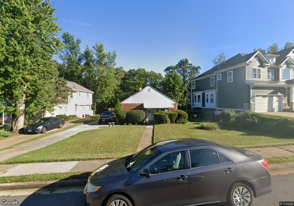 2037 Arch Dr, Falls Church, VA 22043 - photo 1