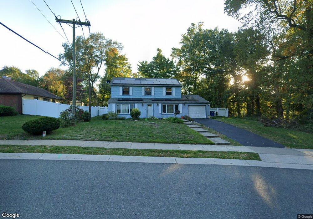 195 Pennypacker Dr, Willingboro, NJ 08046 - photo 1