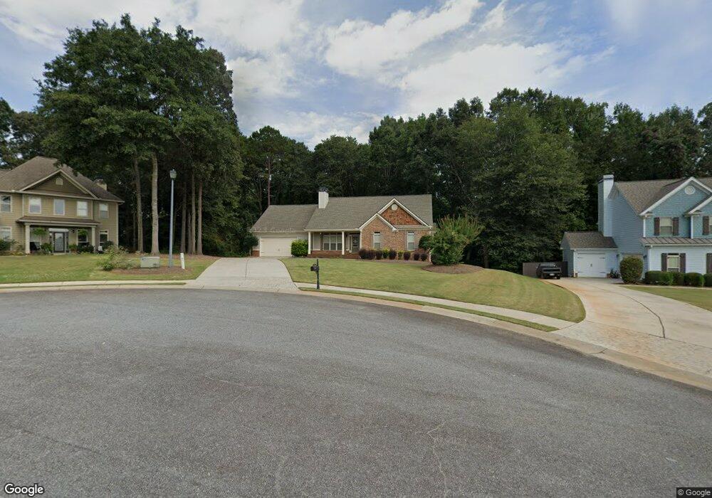 402 Laythan Ct, Winder, GA 30680 - photo 1