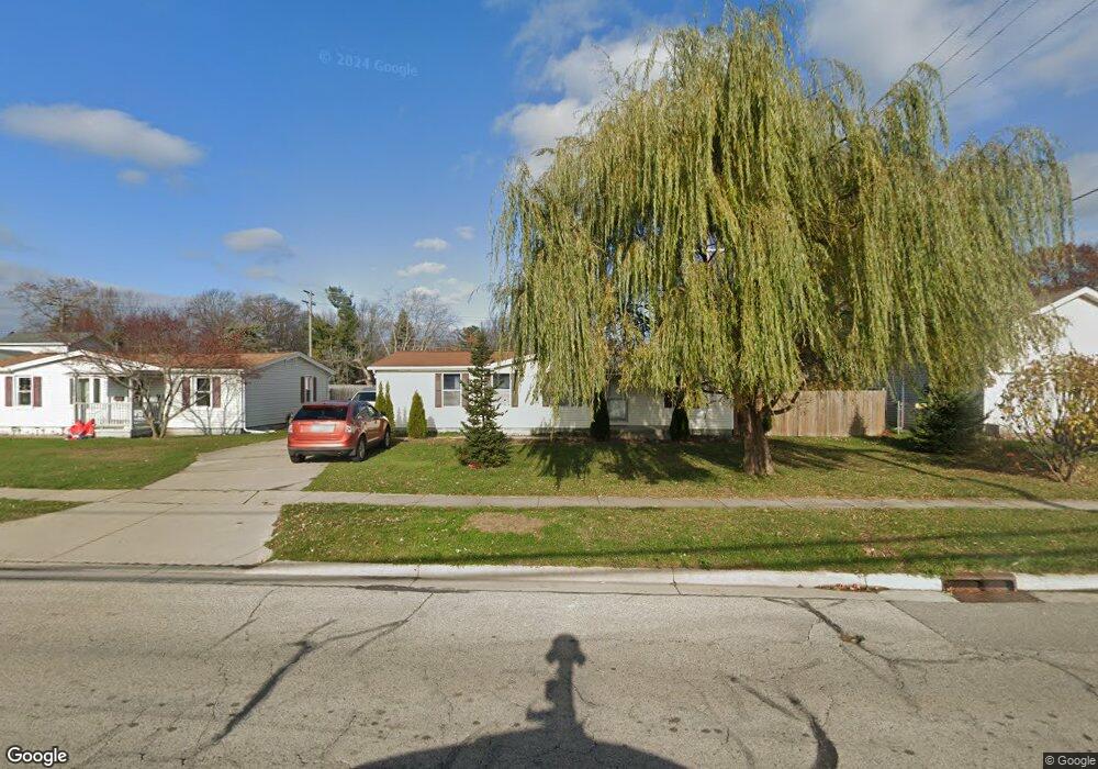 1515 Garfield St, Port Huron, MI 48060 - photo 1