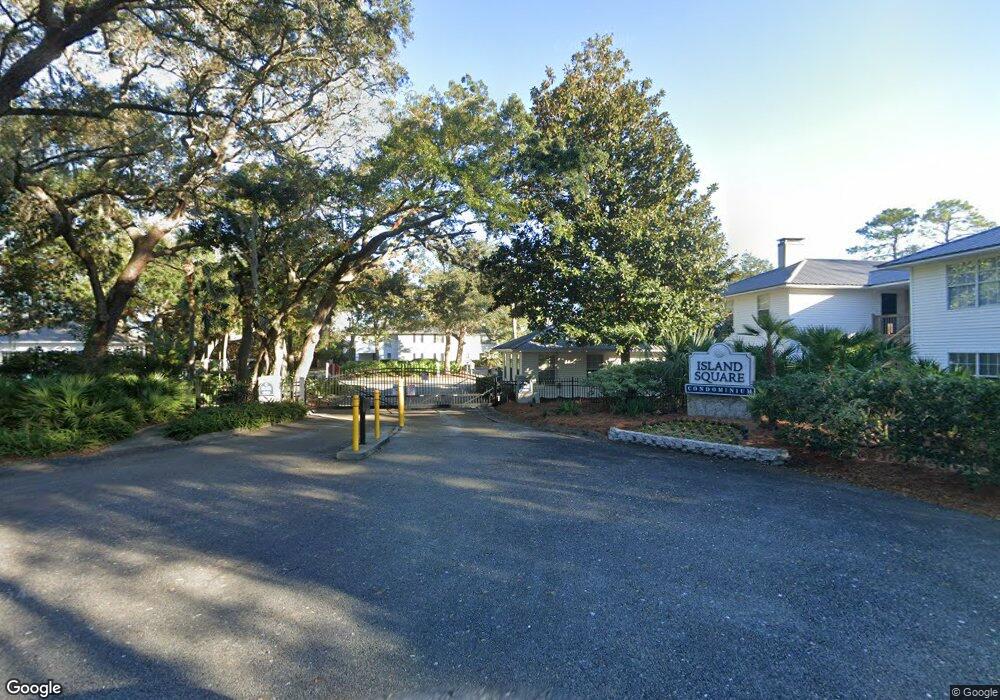 804 W Island Square Dr, Saint Simons Island, GA 31522 - photo 1