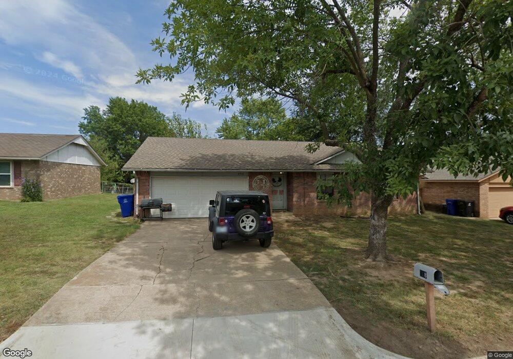 208 W Utica Place, Broken Arrow, OK 74011 - photo 1
